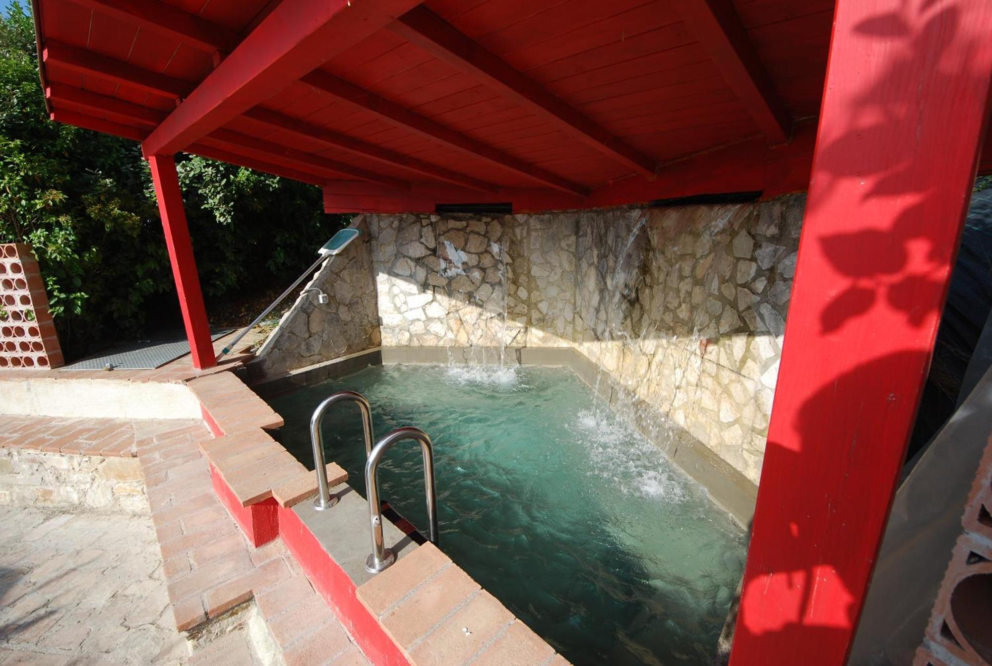 Spoleto By The Pool旅馆 外观 照片