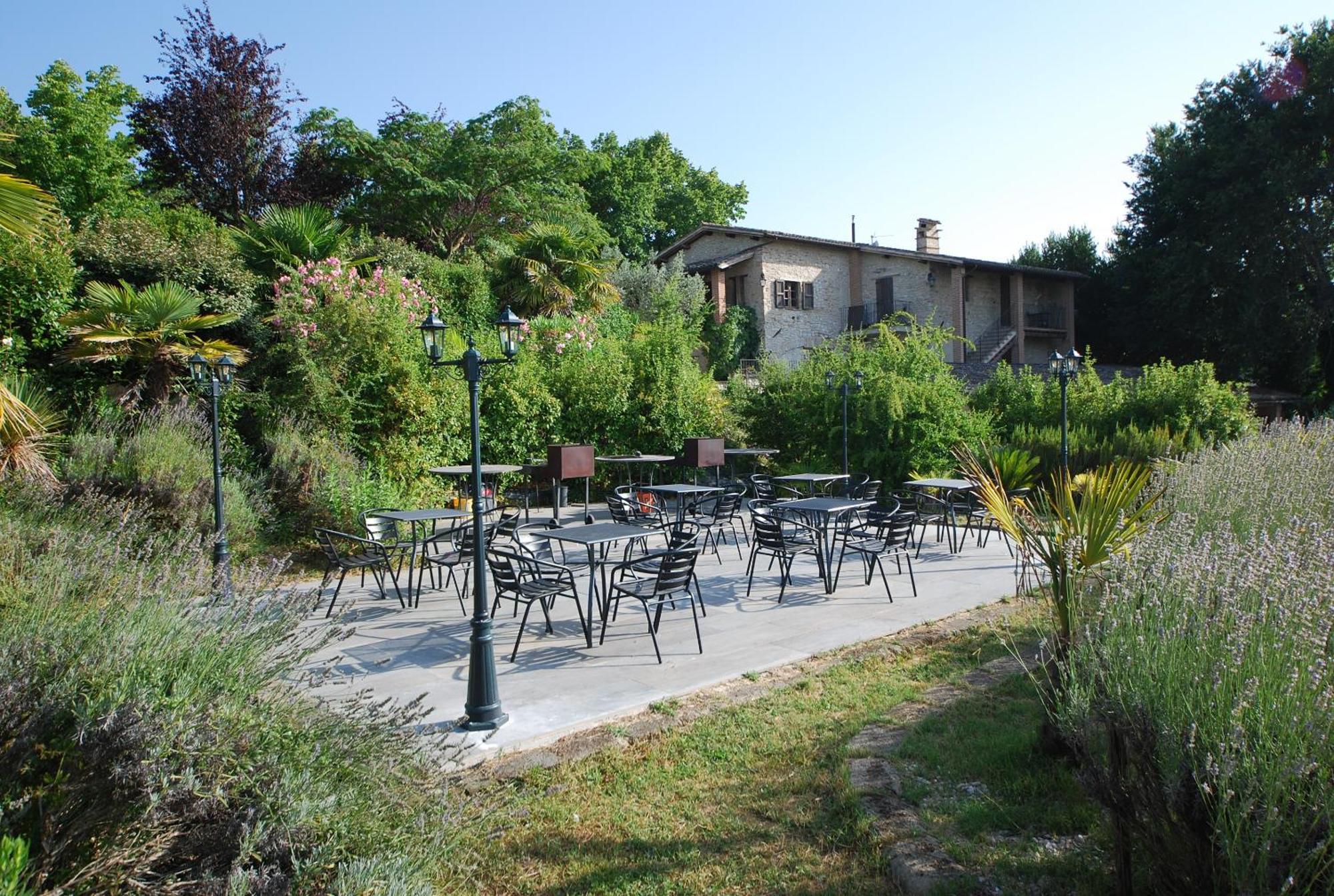 Spoleto By The Pool旅馆 外观 照片