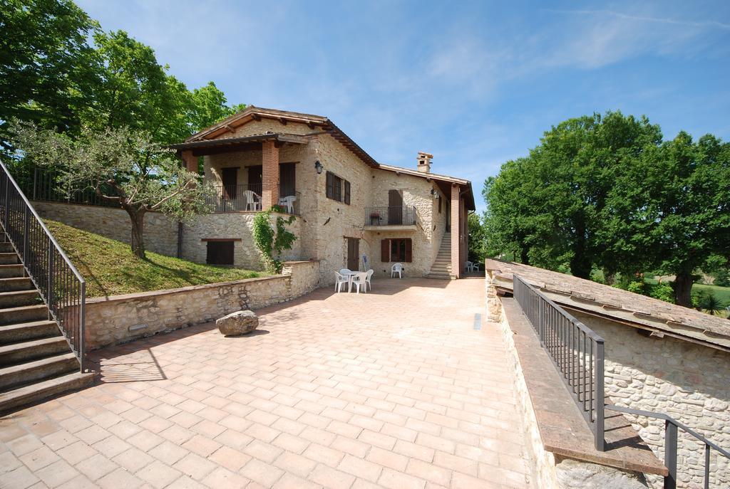 Spoleto By The Pool旅馆 外观 照片